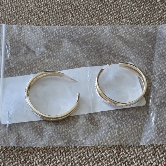 Anne Klein Jewelry - Anne Klien Elegant Gold Silver Hoop Earrings Criss Cross New